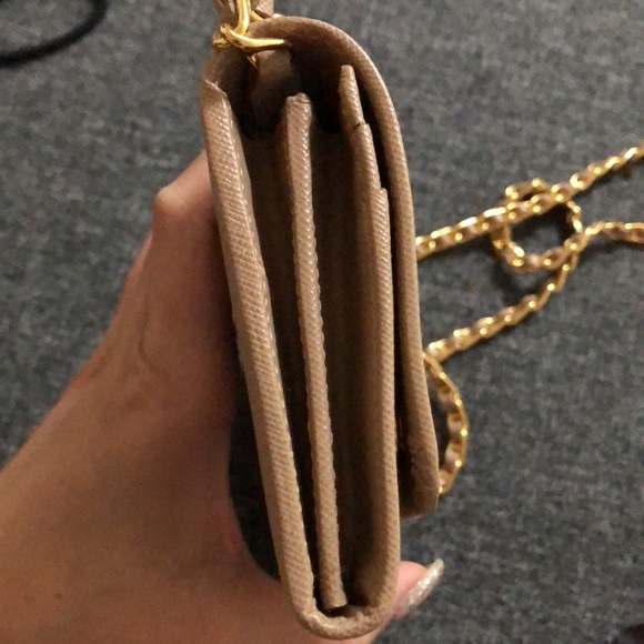 ❌SOLD❌ Prada Saffiano WOC - Picture 7 of 11